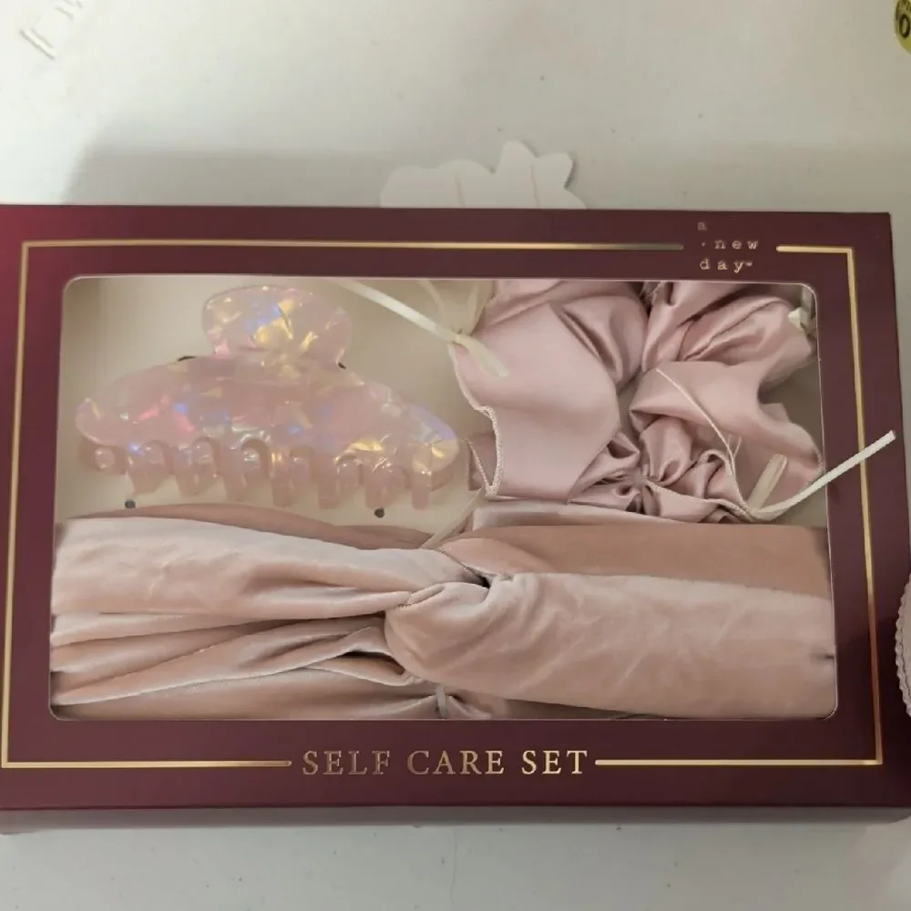 A New Day Blush Self Care Set